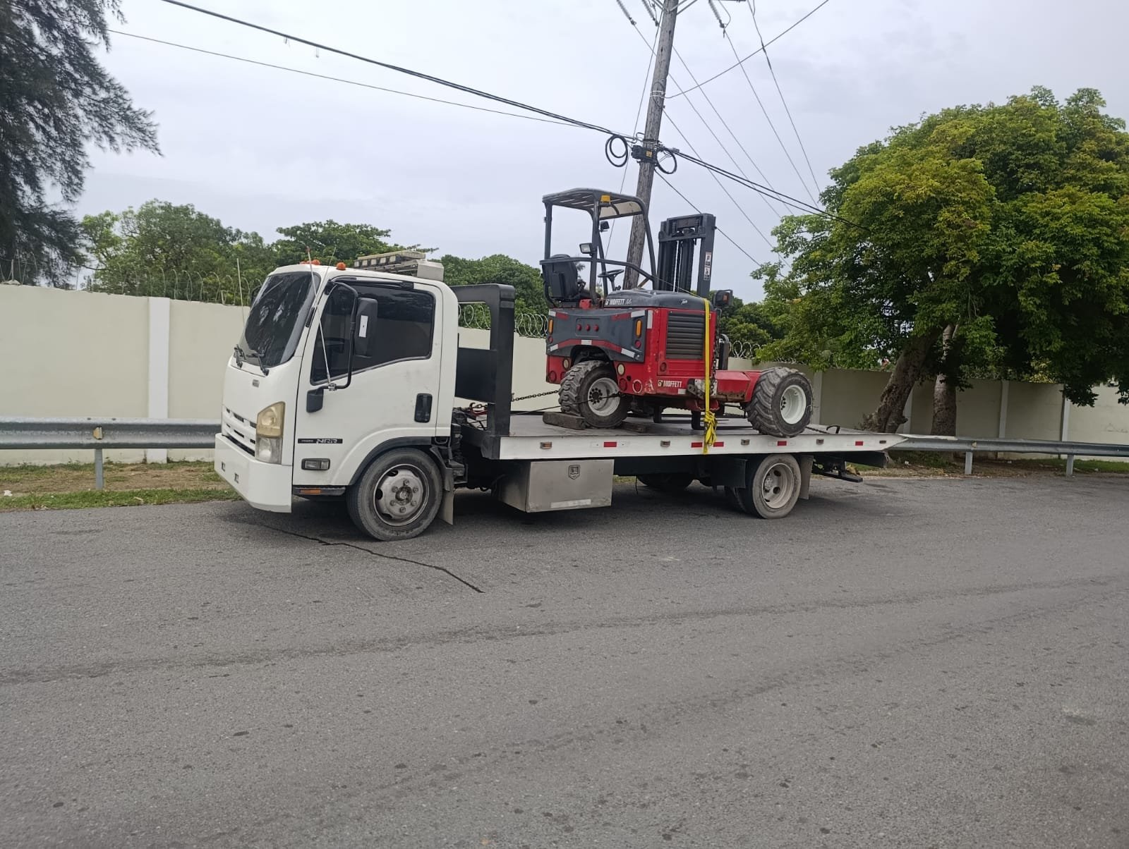 Trabajo realizado por GRÚAS EID